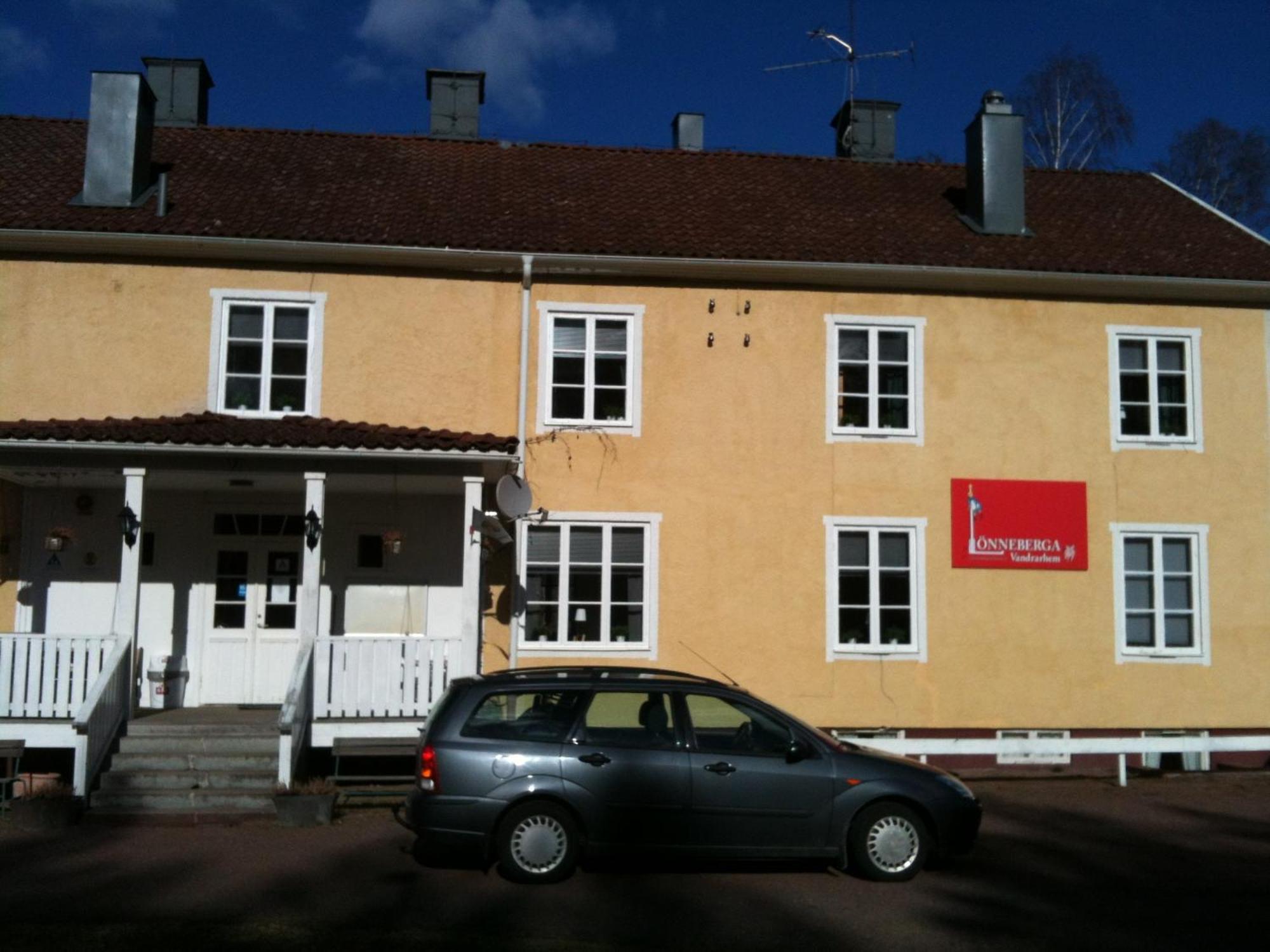 Loenneberga Vandrarhem & Hostel Ngoại thất bức ảnh